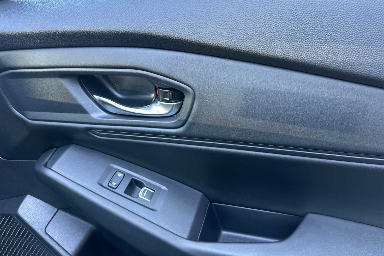 2023 Honda Accord EX photo 18