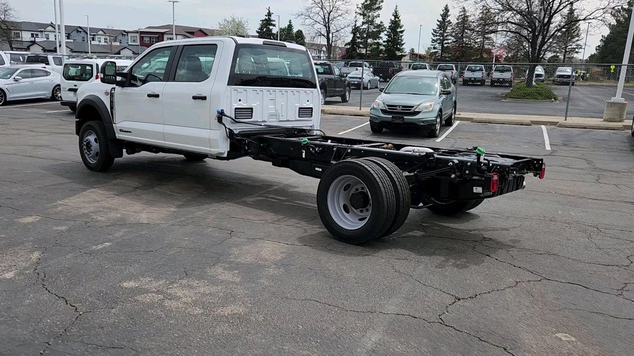 2025 Ford F-550 XL photo 4
