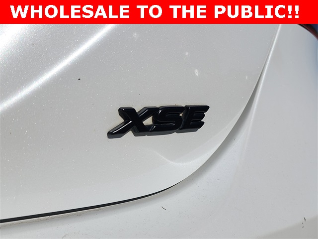 2020 Toyota Camry XSE photo 4