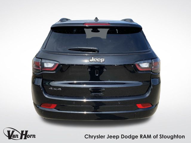 2025 Jeep Compass Limited photo 14