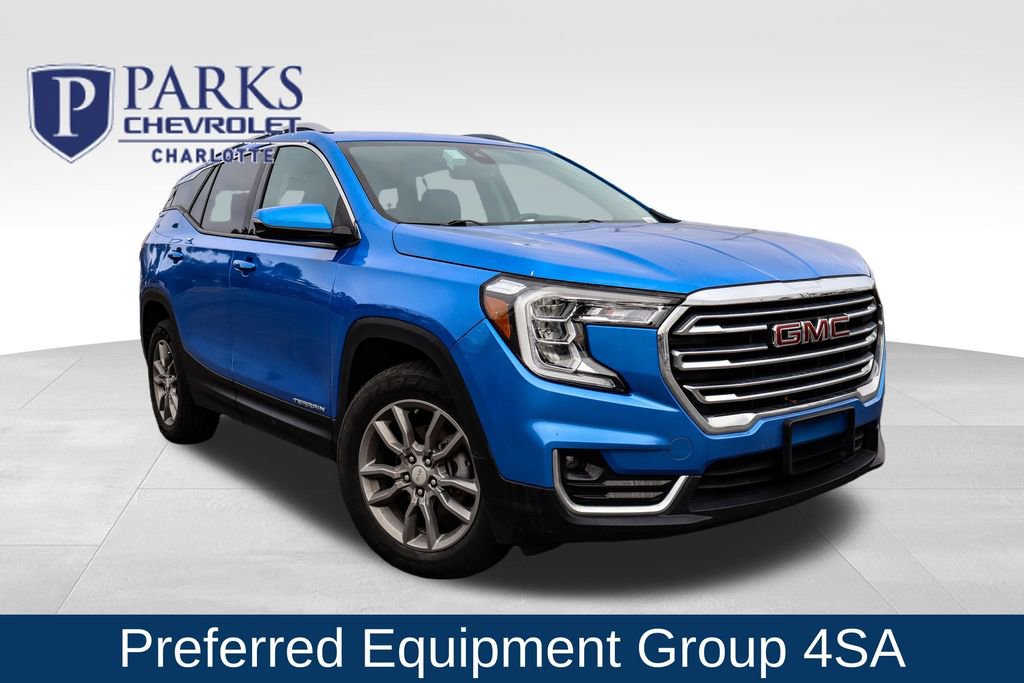 2024 GMC Terrain SLT's photo