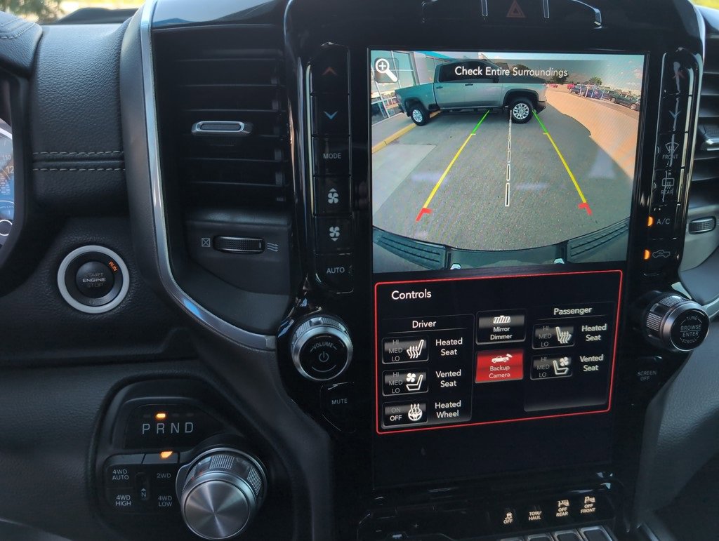 2020 Ram 1500 Laramie photo 18