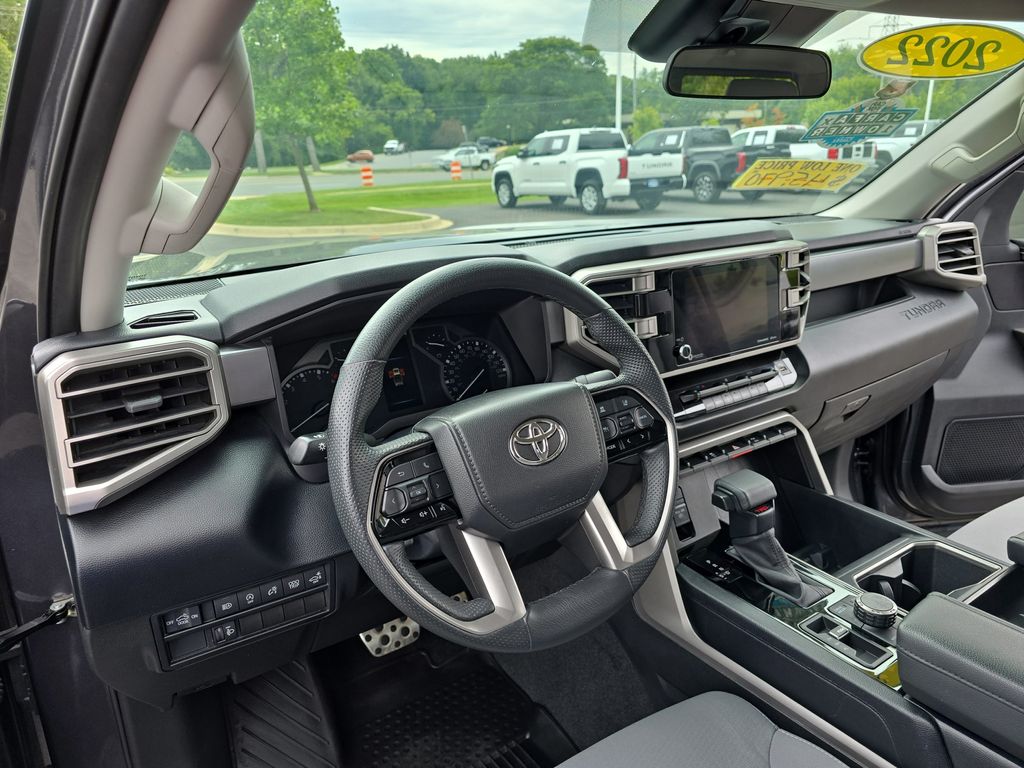 2022 Toyota Tundra SR5 photo 15