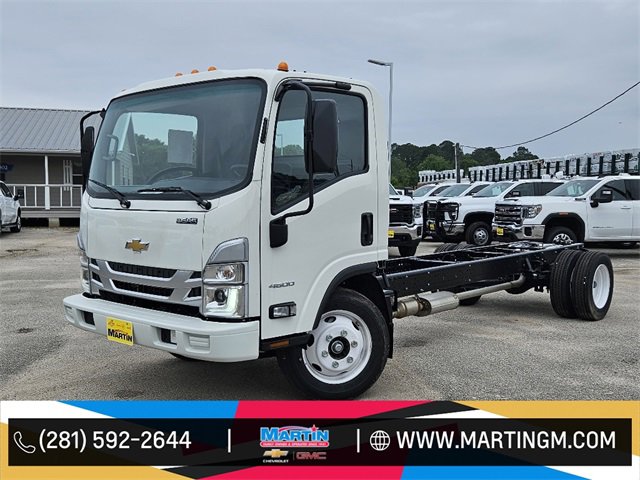 2024 Chevrolet Low Cab Forward Base's photo