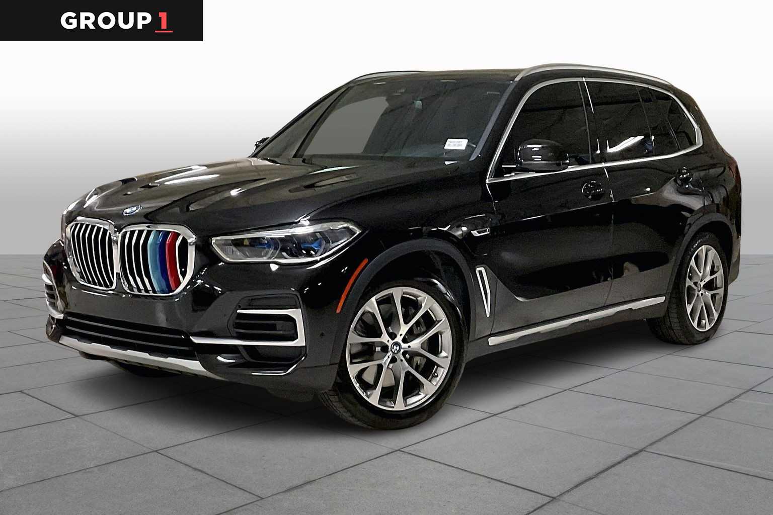 2023 BMW X5 45e's photo