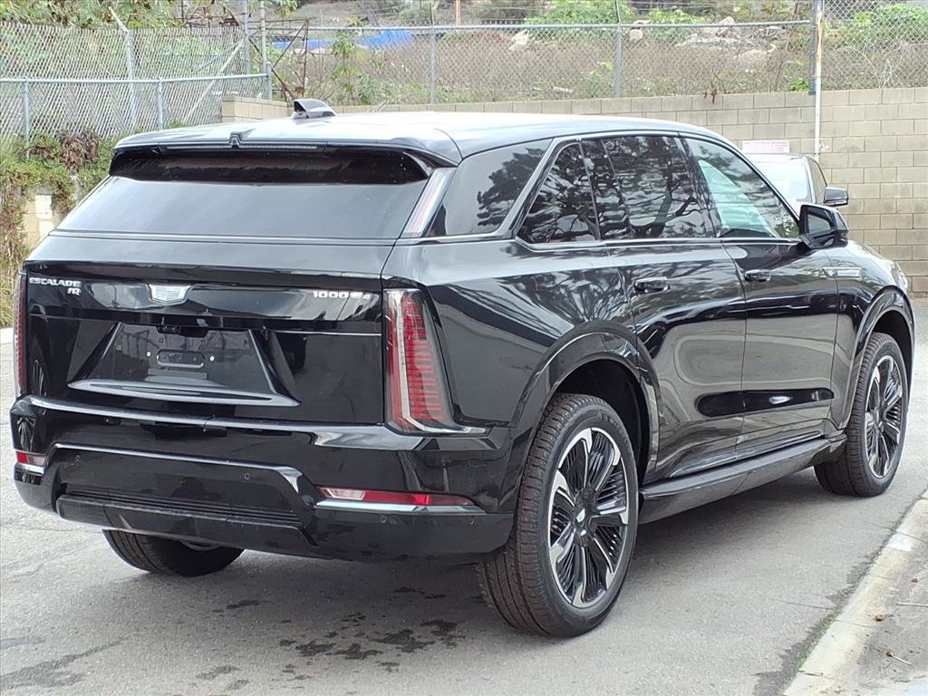 2026 Cadillac Escalade IQ Premium Sport photo 3