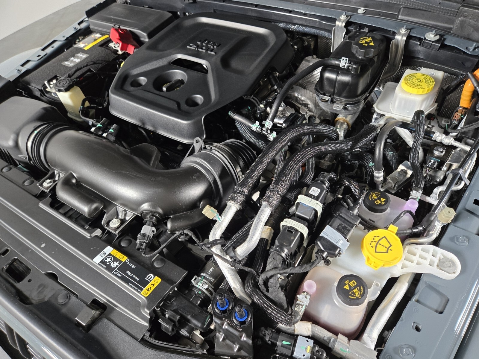 2024 Jeep Wrangler Sport S 4xe photo 21