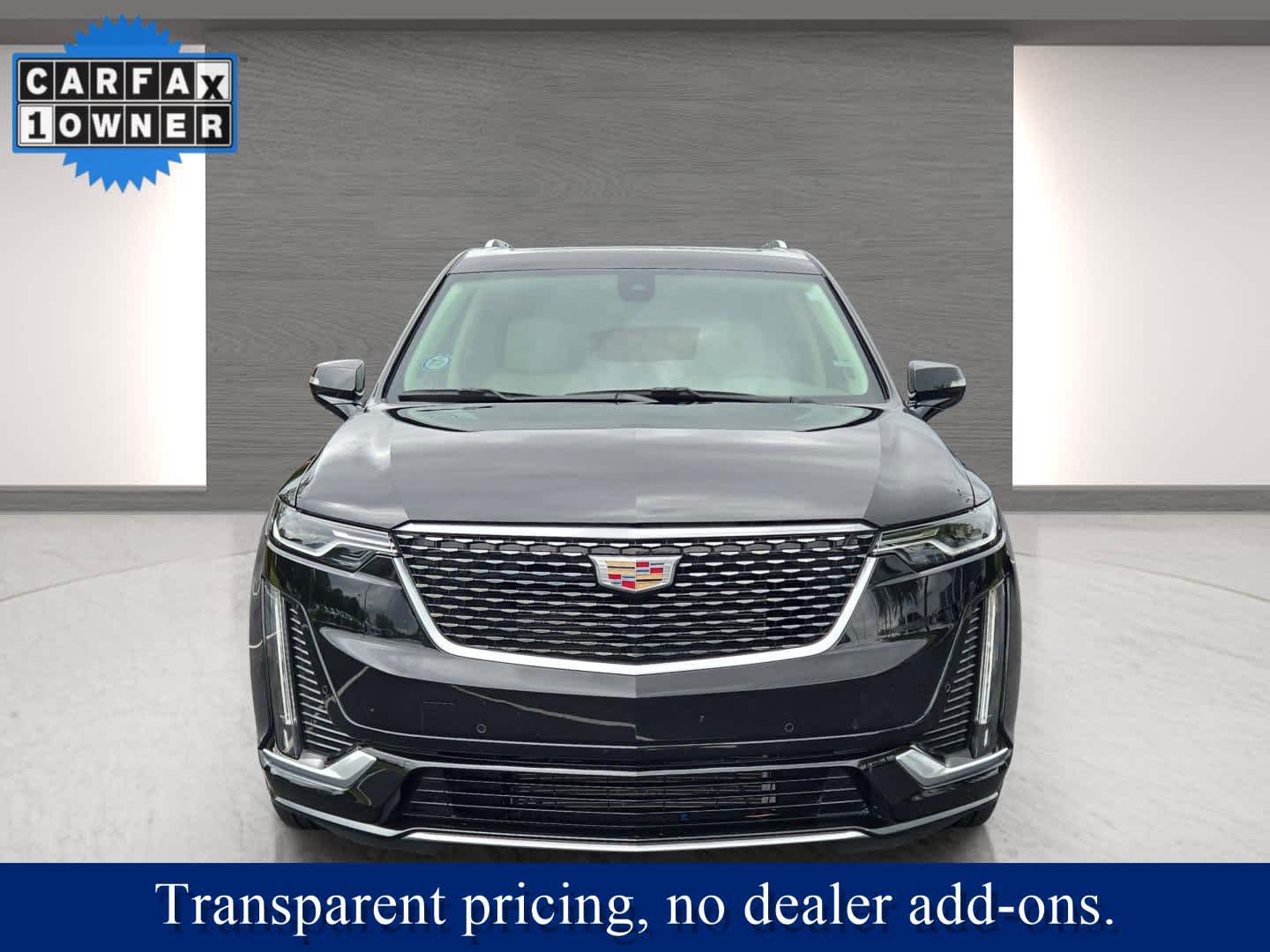 2025 Cadillac XT6 Premium Luxury photo 3