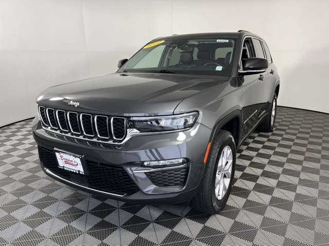 2022 Jeep Grand Cherokee Limited photo 3