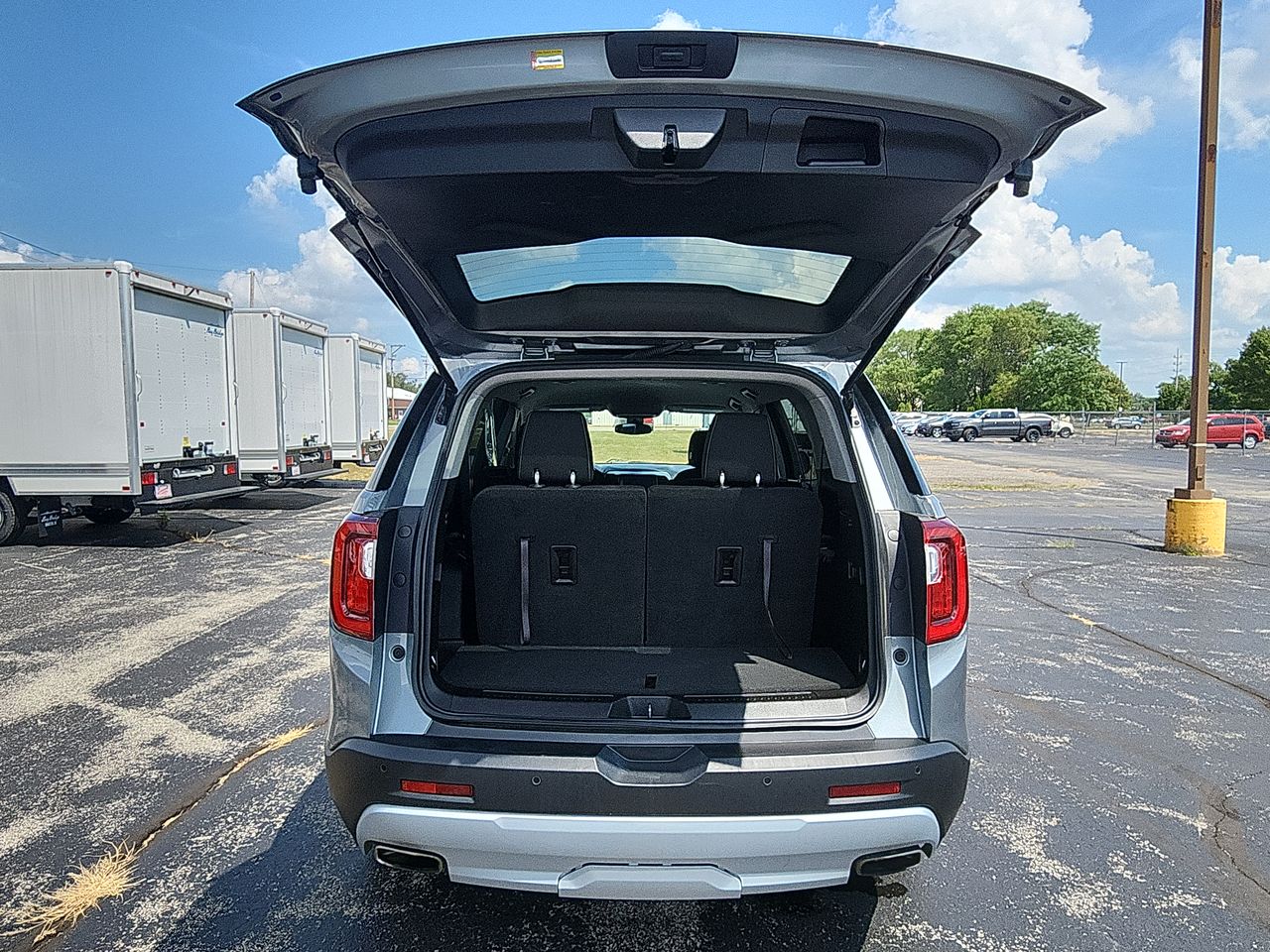 2023 Gmc Acadia SLE photo 23