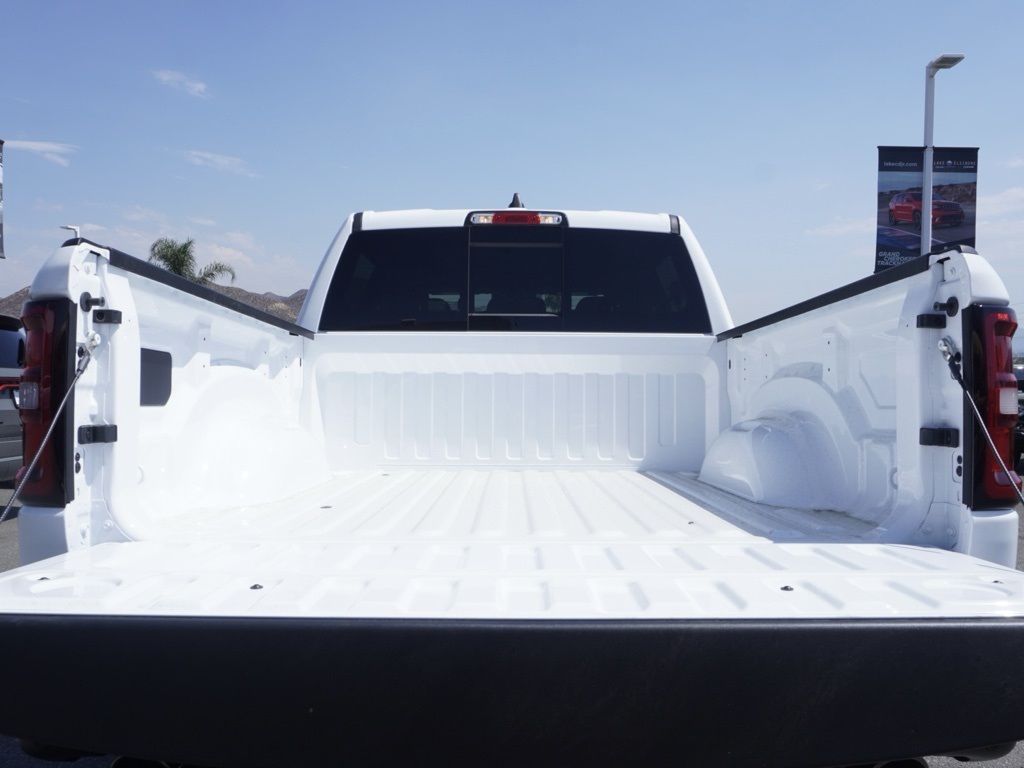 2026 Ram 1500 Big Horn Night Edition photo 6