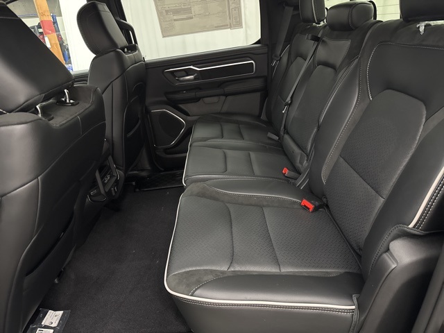 2026 Ram 1500 Laramie photo 4