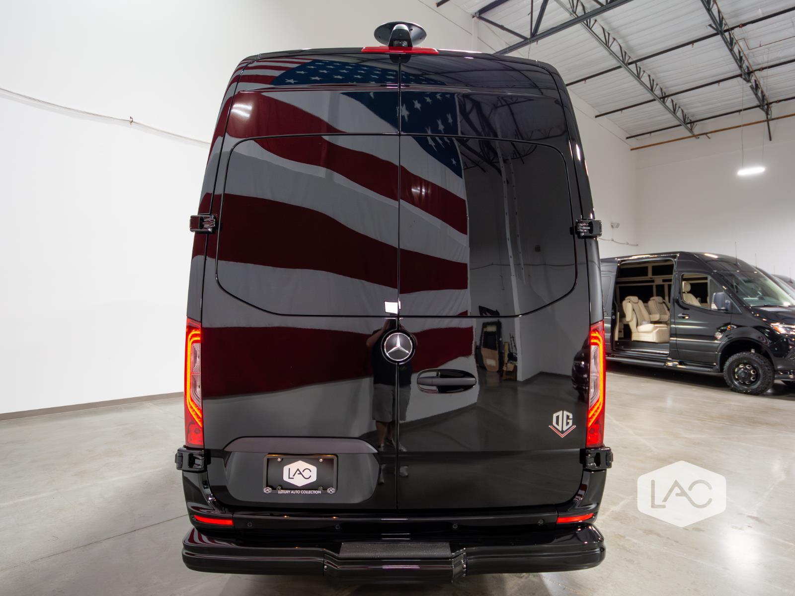 2024 Mercedes Benz Sprinter Cargo Van photo 26