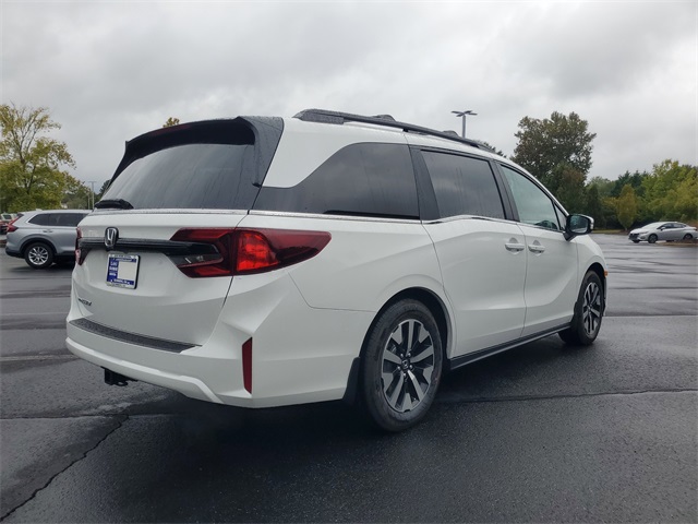 2026 Honda Odyssey EX-L photo 4