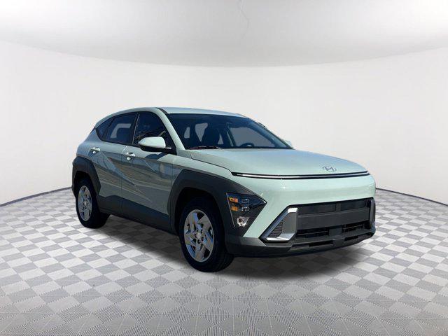 2026 Hyundai Kona SE photo 2