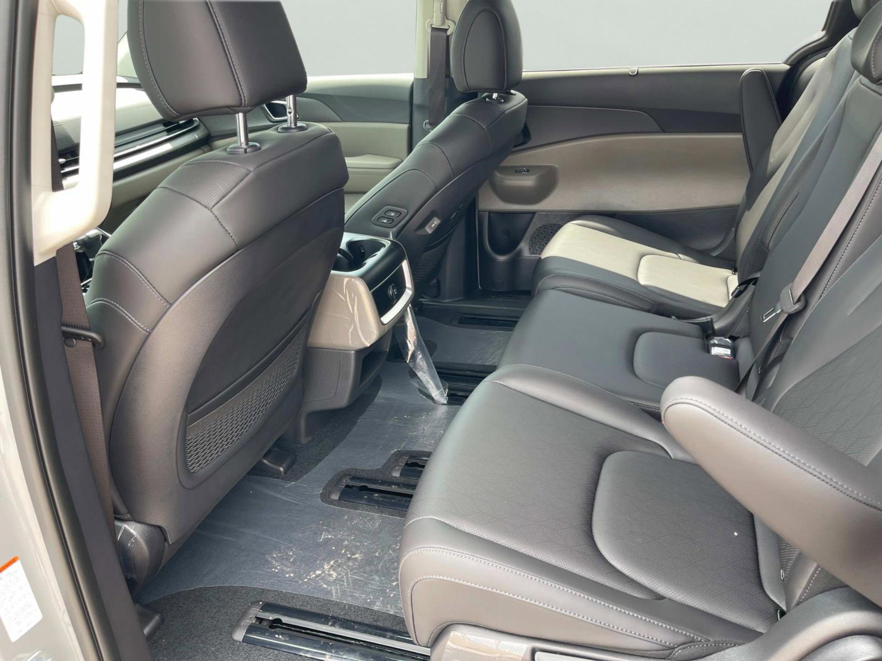 2026 Kia Carnival EX photo 20