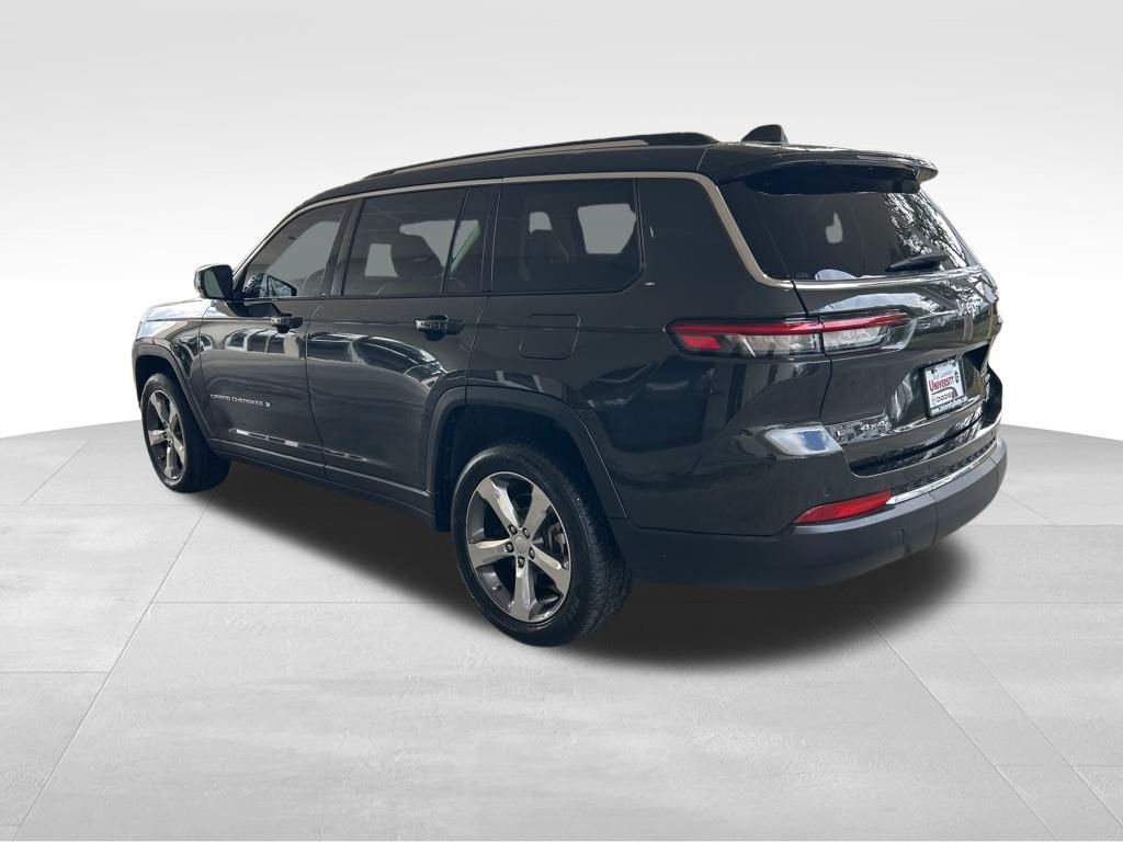 2022 Jeep Grand Cherokee Limited photo 3