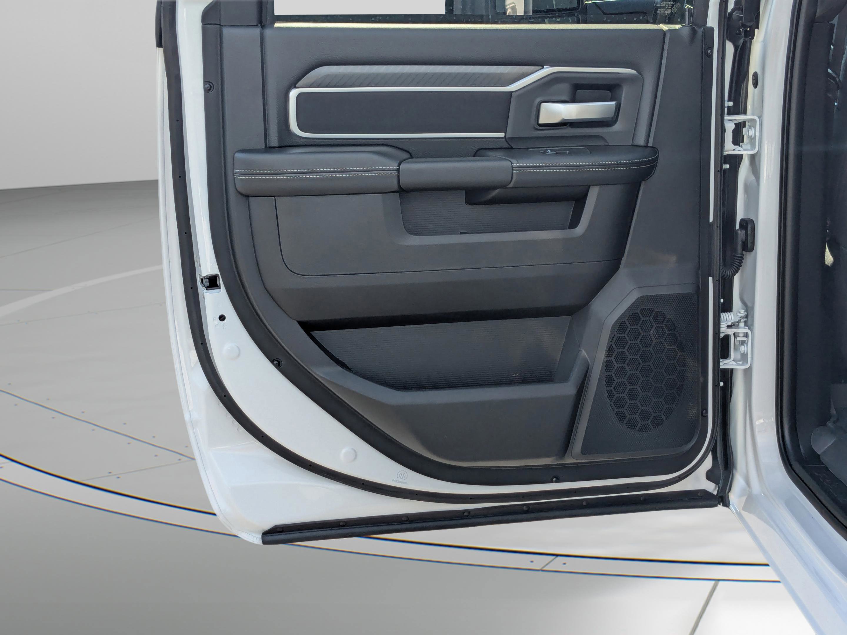 2025 Ram 3500 Big Horn photo 35