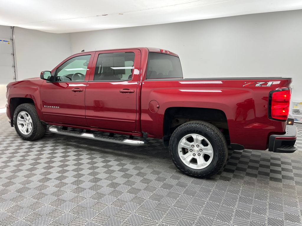 2018 Chevrolet Silverado 1500 LT photo 8