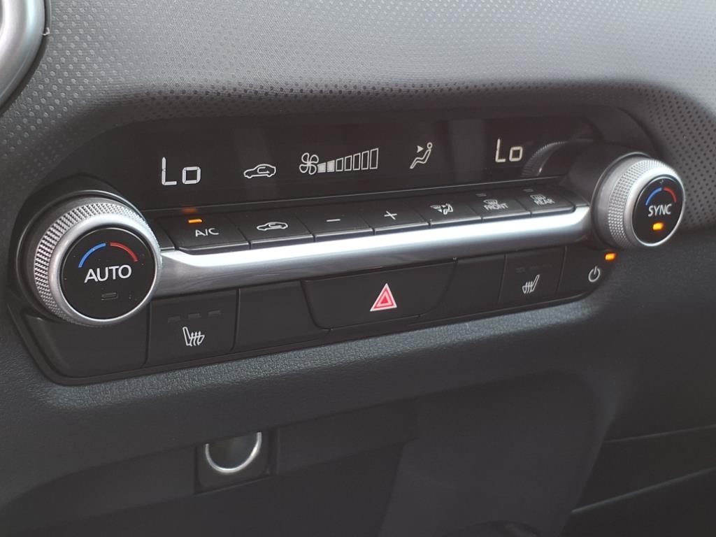 2025 Mazda CX-50 Preferred photo 8