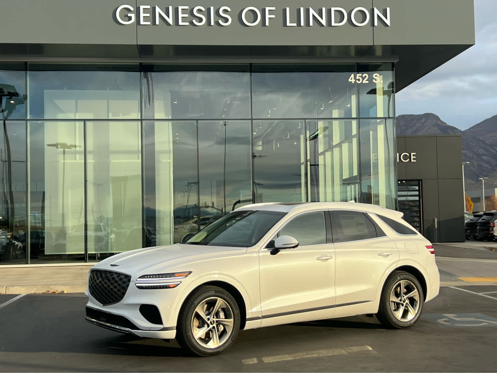 2026 GENESIS GV70 Advanced