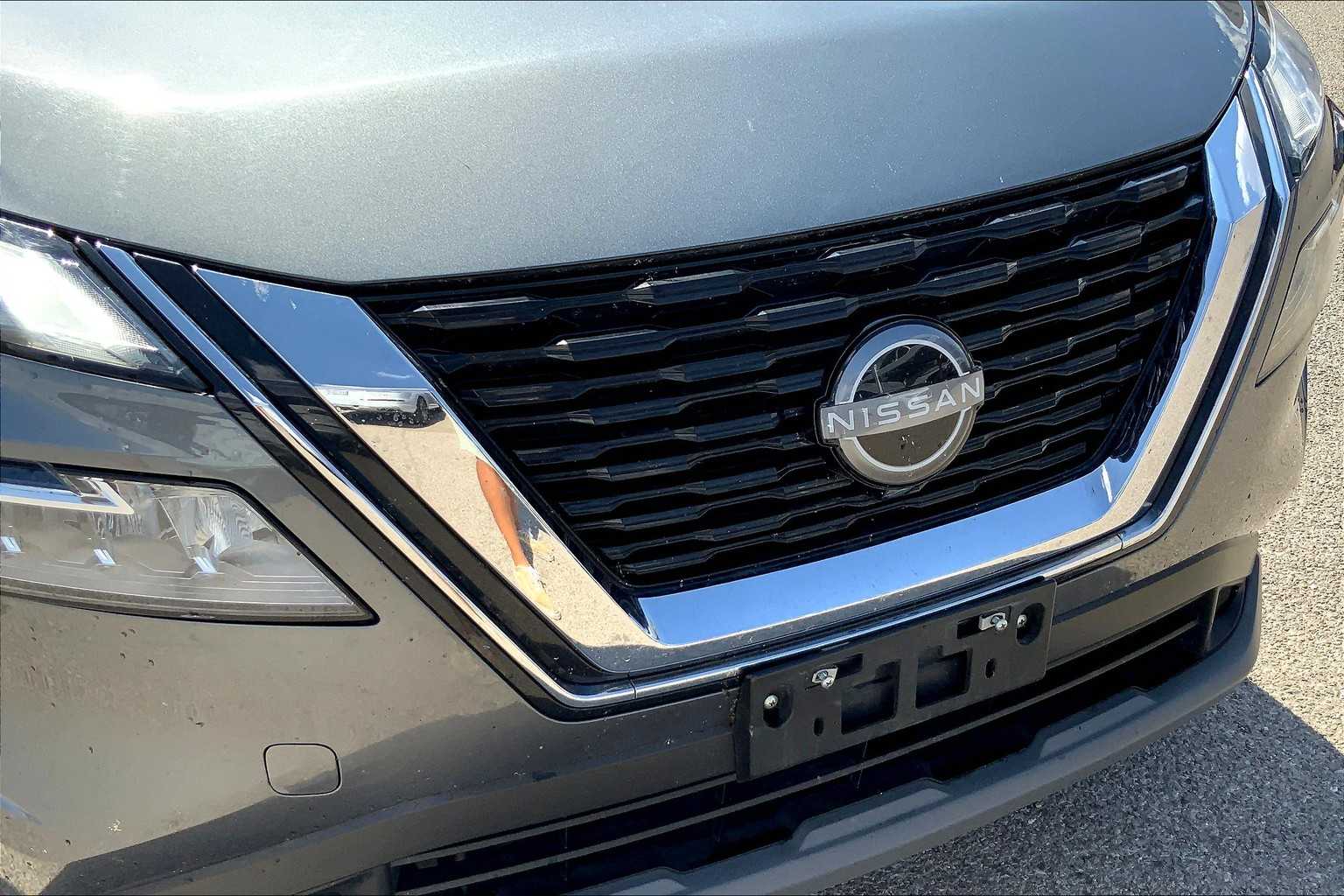 2023 Nissan Rogue SV photo 26