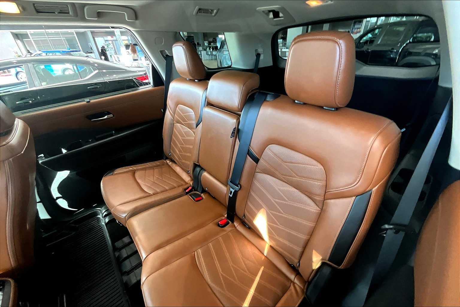 2023 Nissan Pathfinder Platinum photo 35