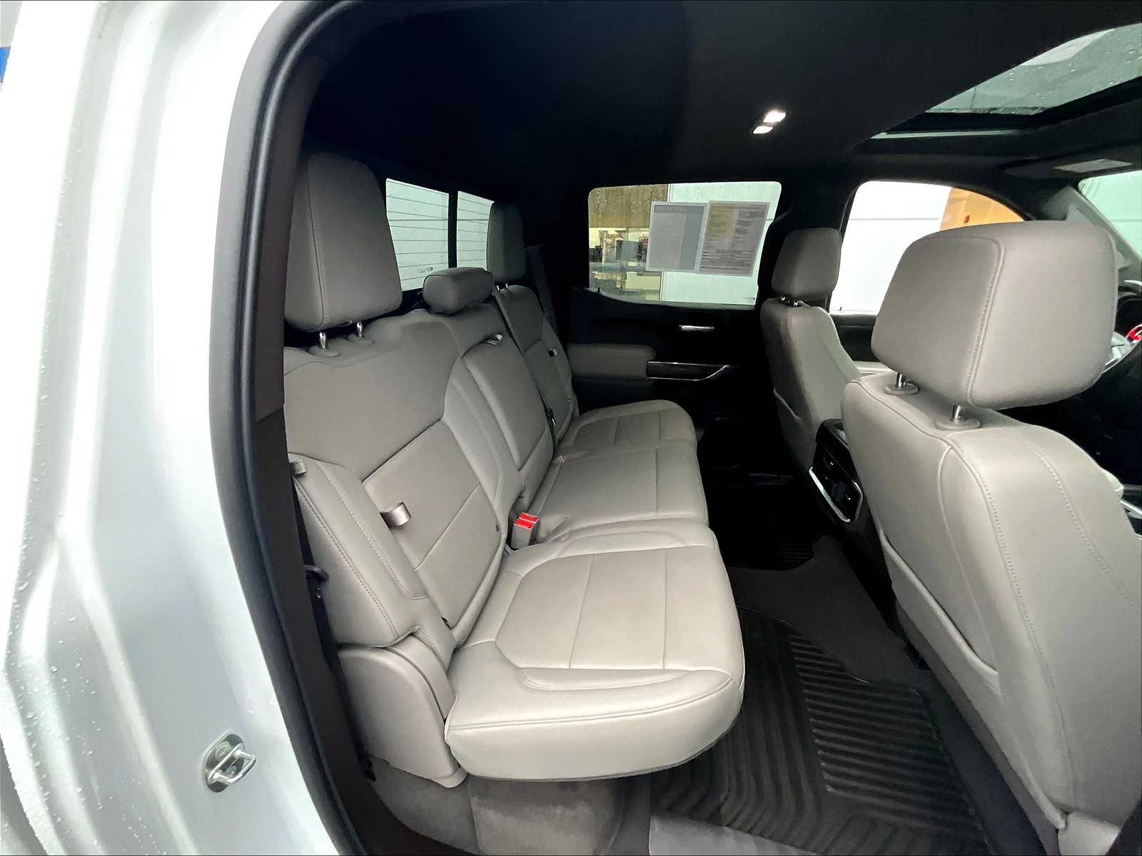 2020 Chevrolet Silverado 1500 LTZ photo 16