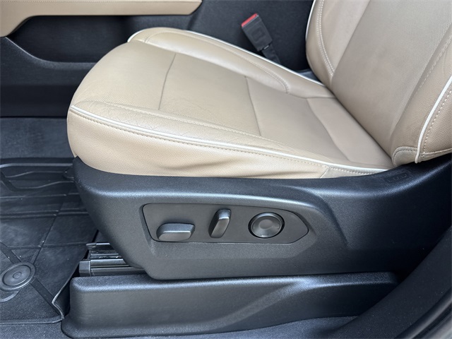 2021 Chevrolet Tahoe Premier photo 11