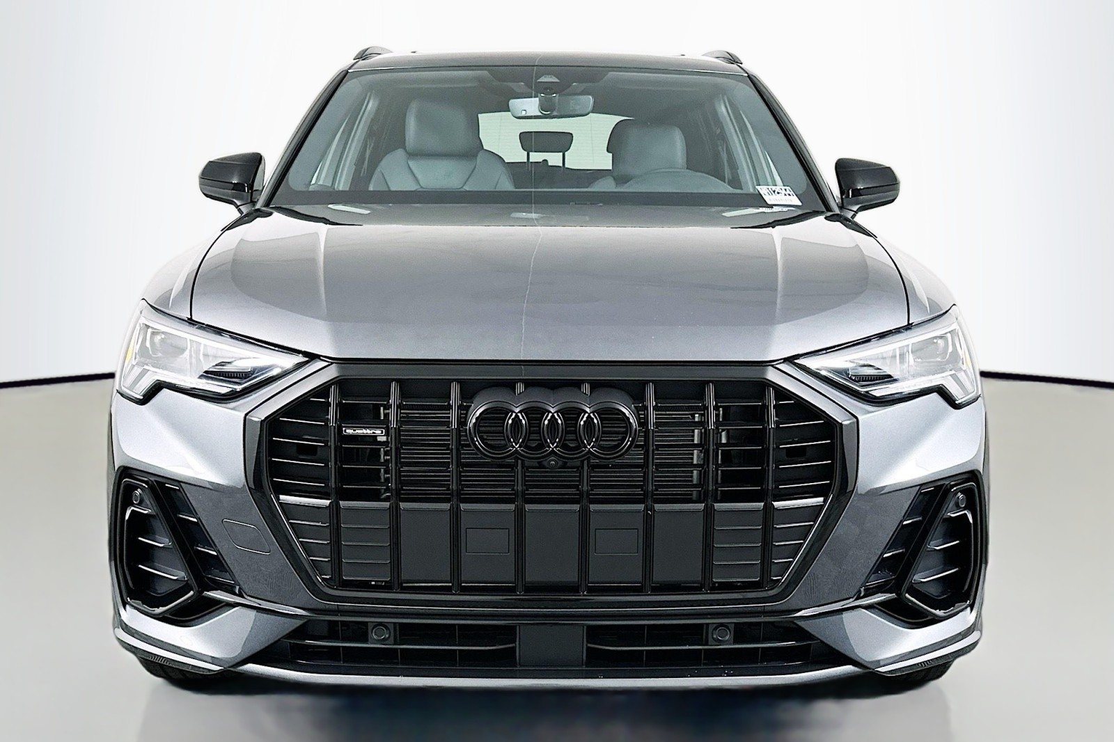 2025 Audi Q3 S line Premium Plus photo 2