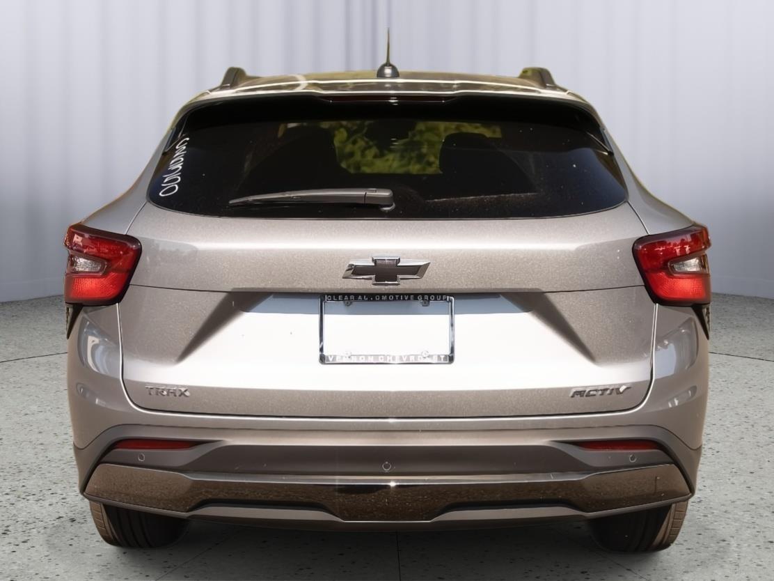 2025 Chevrolet Trax ACTIV photo 5