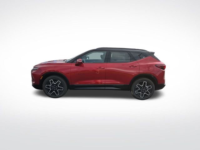 2025 Chevrolet Blazer RS photo 2