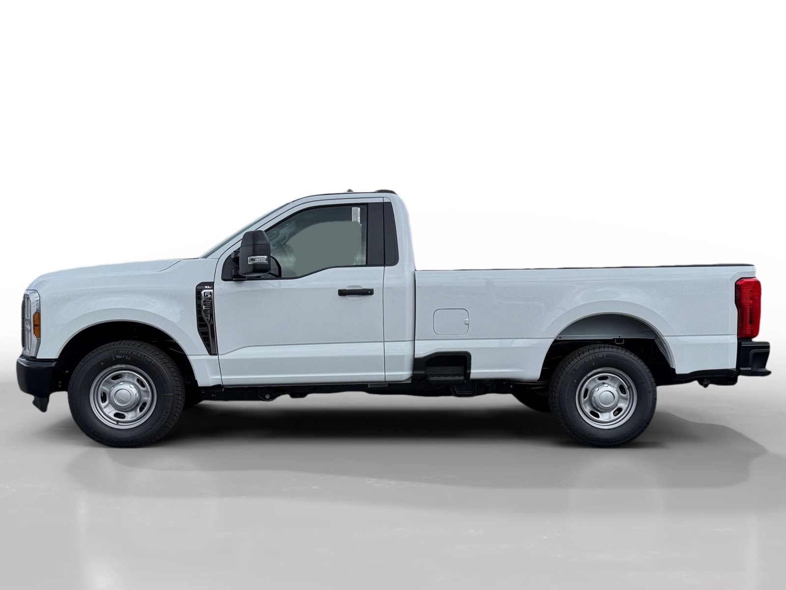 2025 Ford F-250 XL photo 2