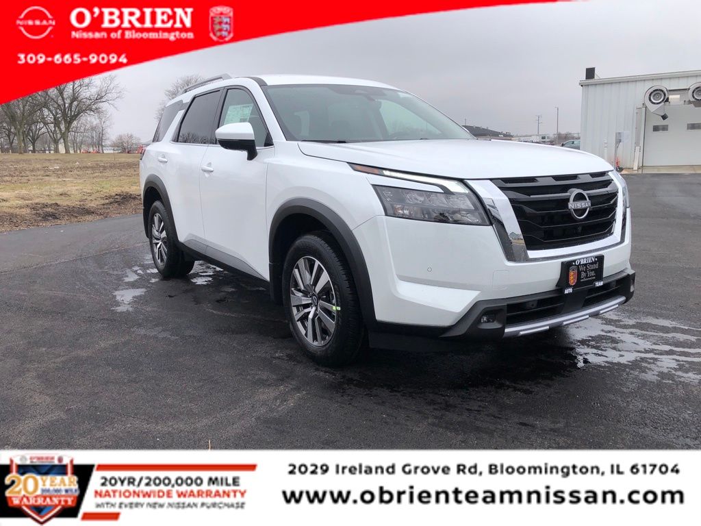 2025 Nissan Pathfinder SL's photo