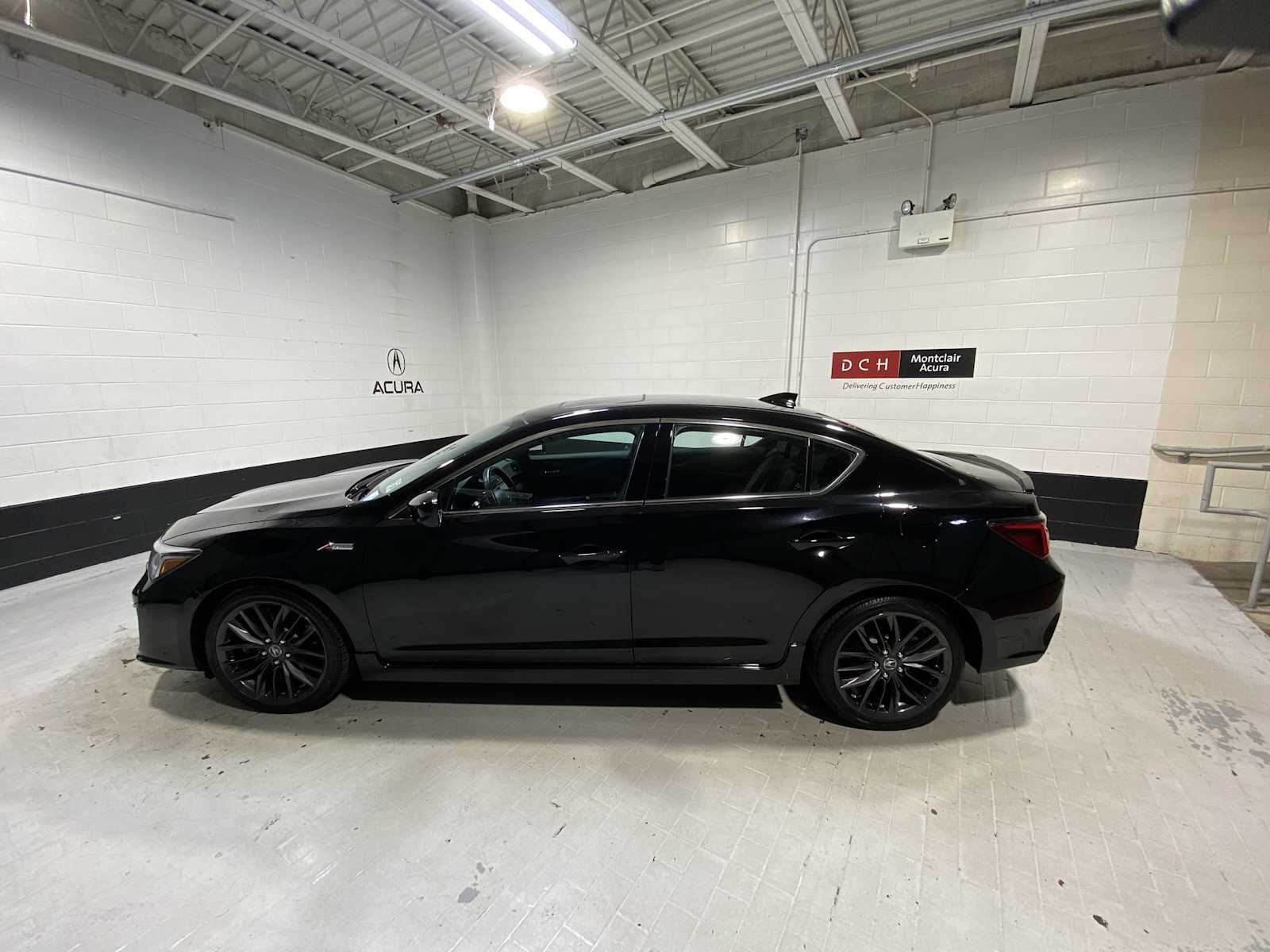 2022 Acura ILX Premium photo 3