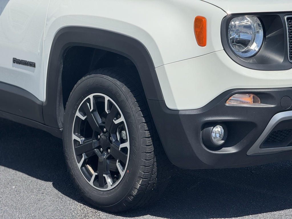 2023 Jeep Renegade Latitude Upland photo 2