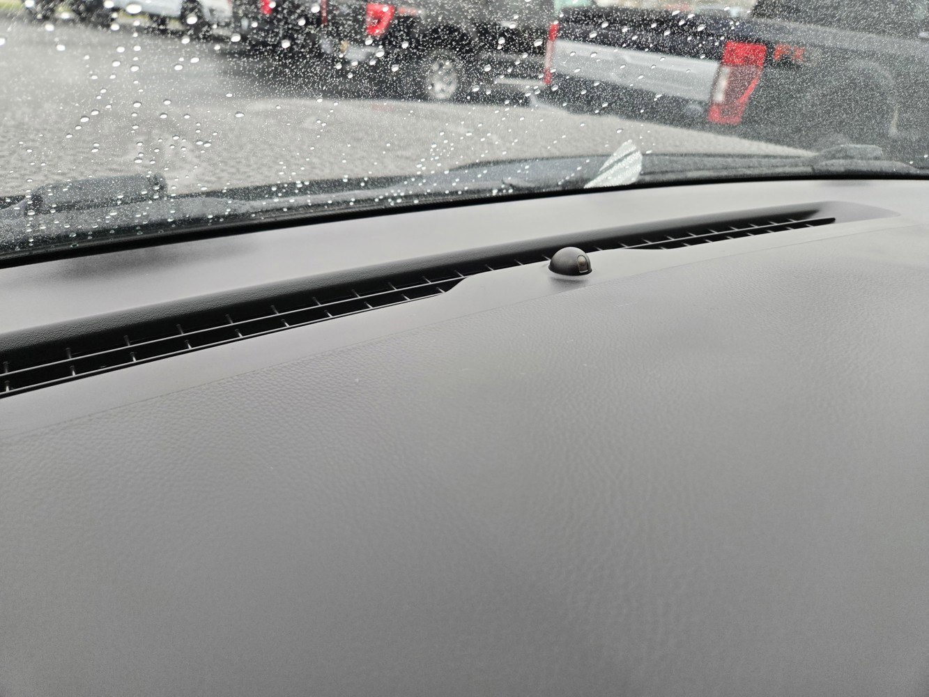 2015 Chevrolet Silverado 1500 LT photo 4