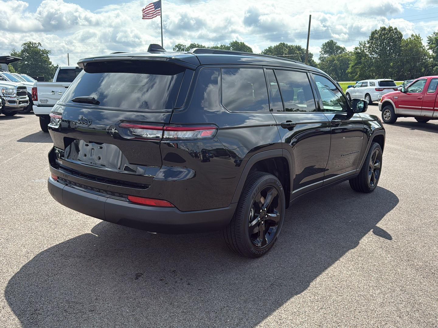 2025 Jeep Grand Cherokee Altitude X photo 18