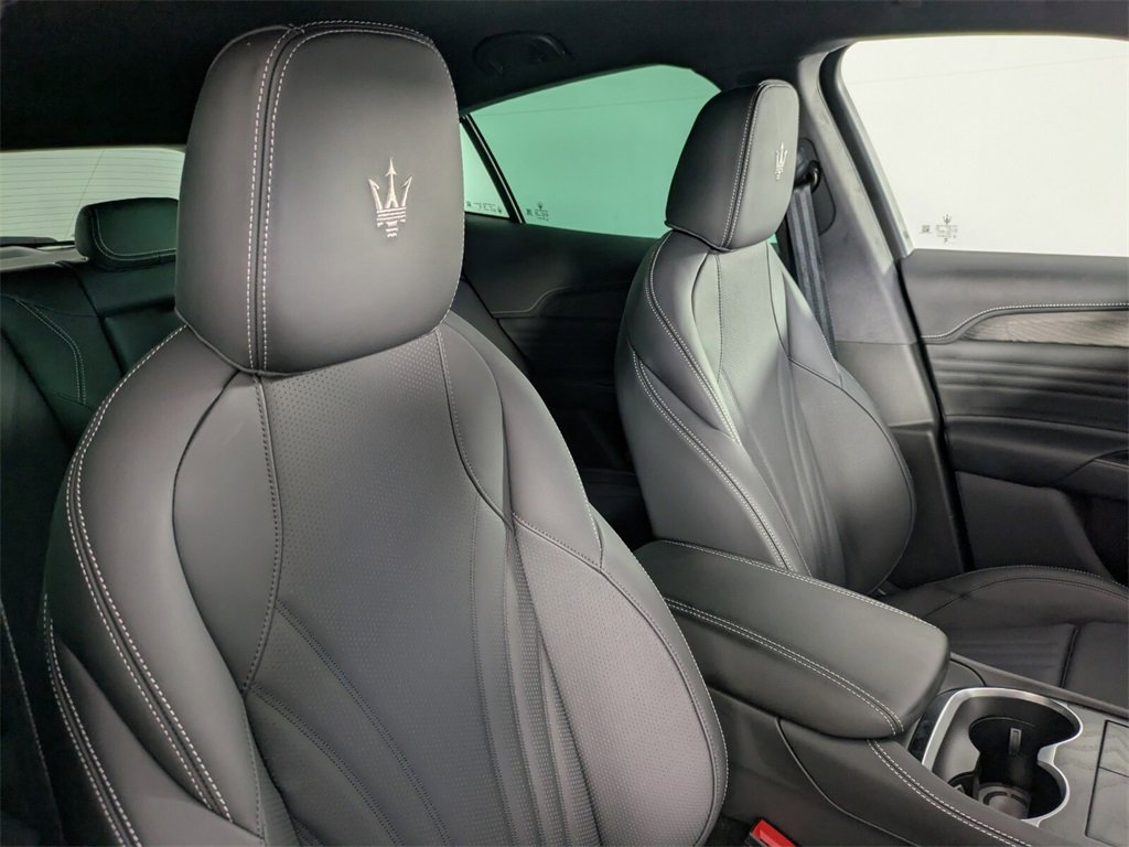 2025 Maserati Grecale photo 27