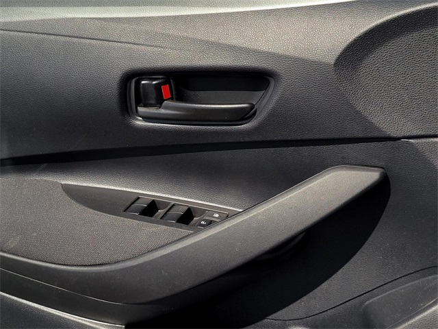 2024 Toyota Corolla LE photo 17