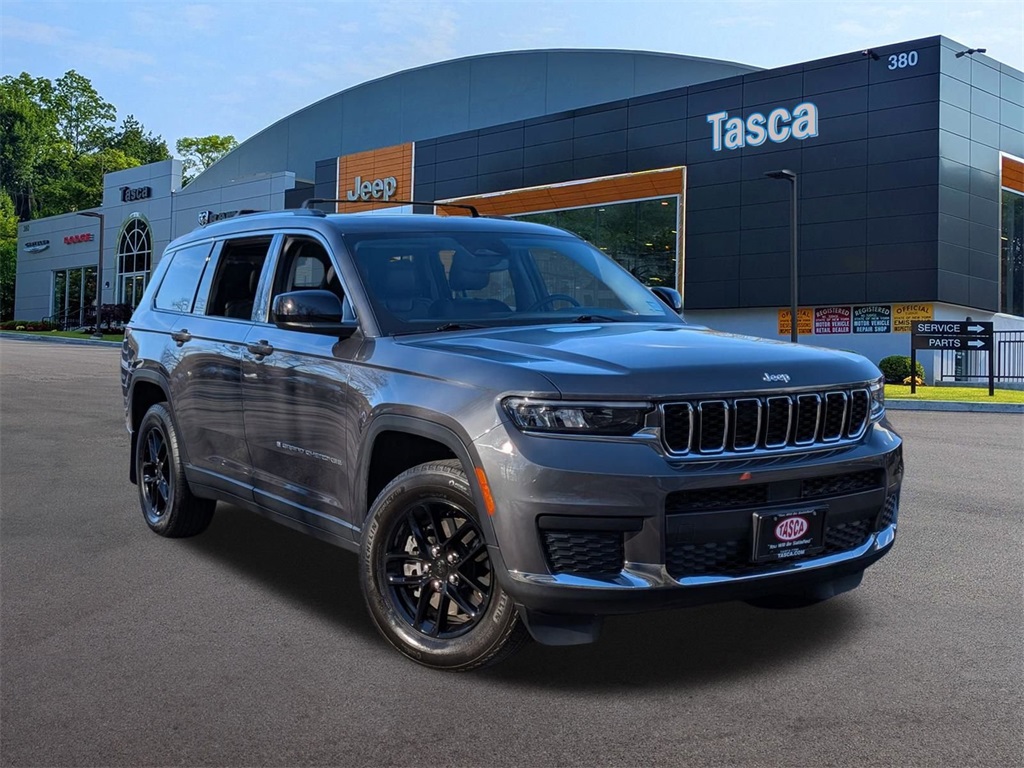 2023 Jeep Grand Cherokee L Laredo's photo