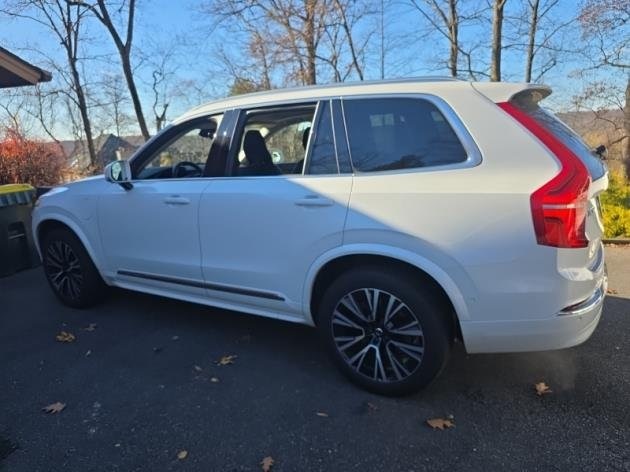 2024 Volvo XC90 Recharge T8 Plus photo 3