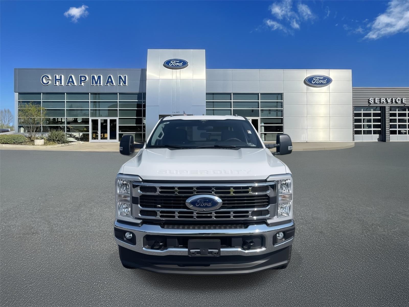 2025 Ford F-250 XLT photo 2