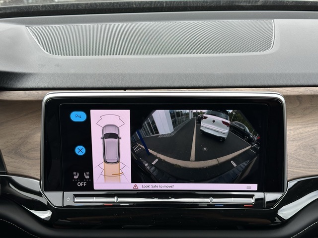 2026 Volkswagen Atlas SE Technology photo 3