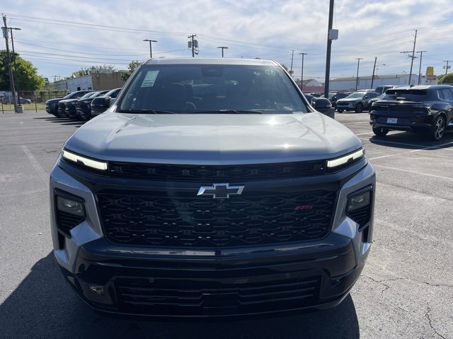 2026 Chevrolet Traverse RS photo 2