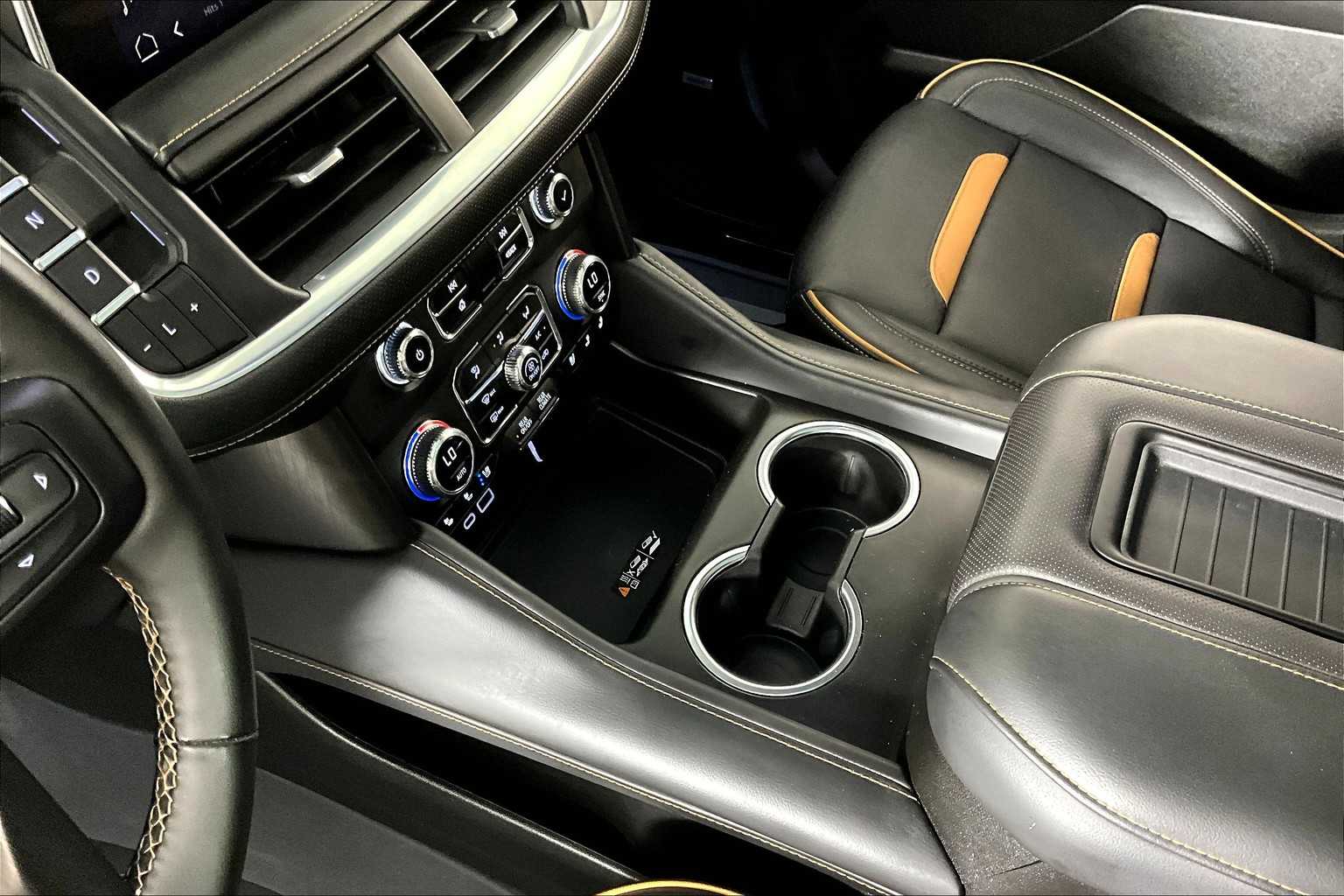 2024 Gmc Yukon XL AT4 photo 14