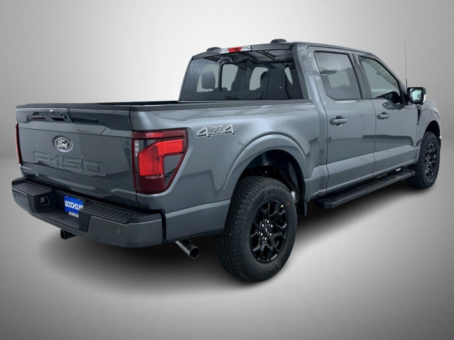 2025 Ford F-150 XLT photo 2