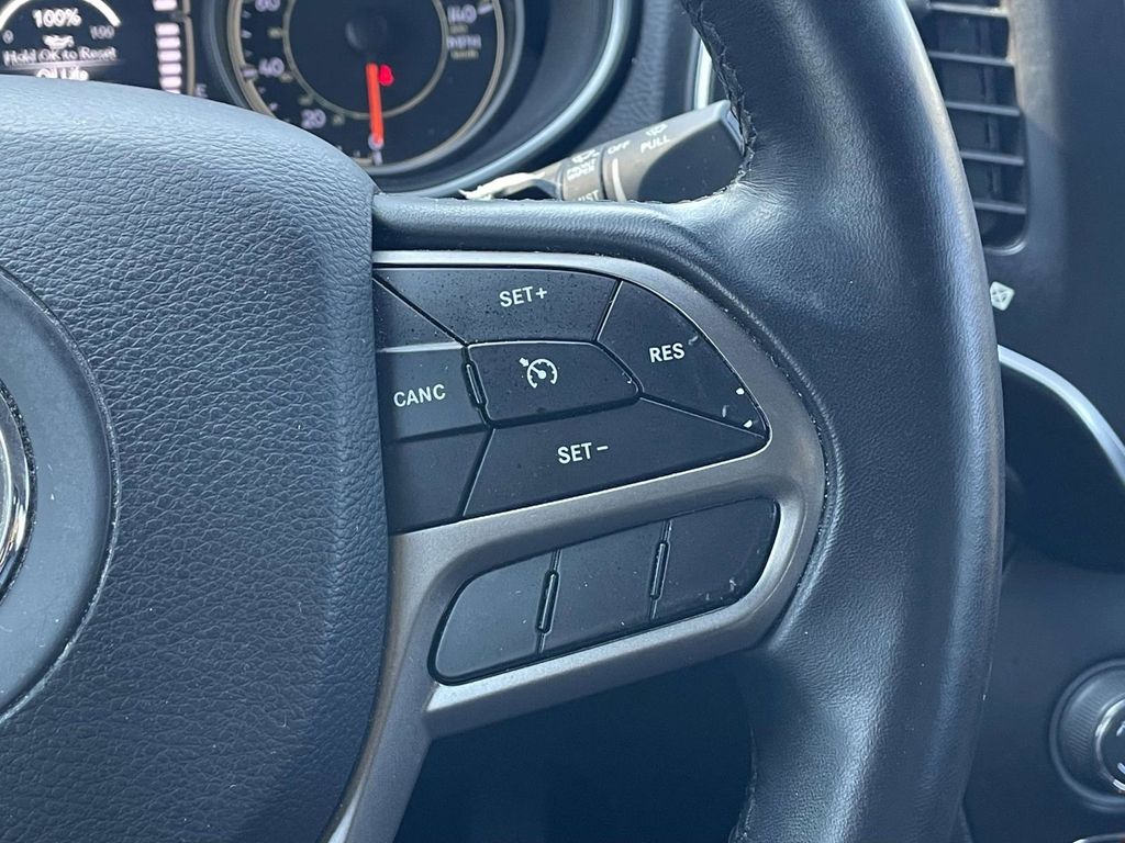 2019 Jeep Cherokee Latitude photo 31
