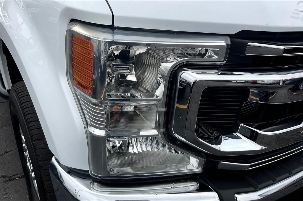 2022 FORD F-250 - Image 25