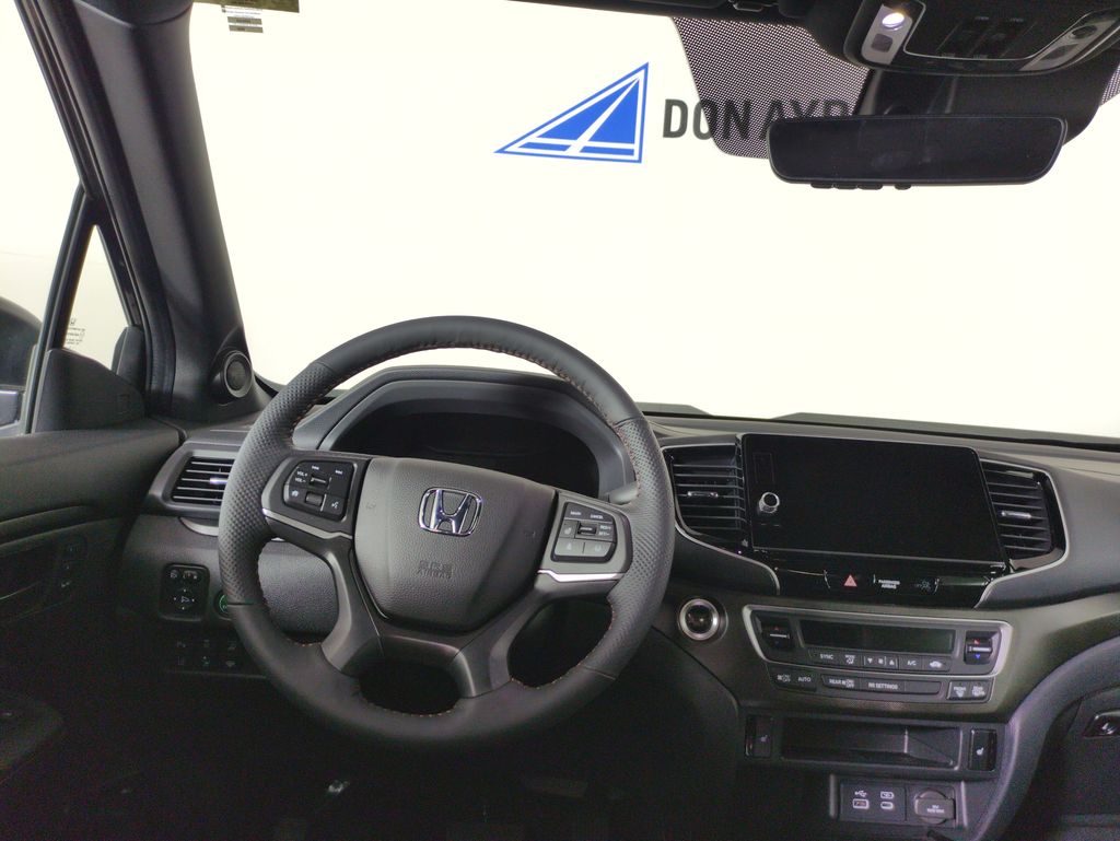 2025 Honda Ridgeline TrailSport photo 13